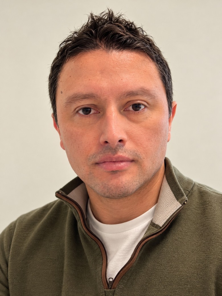 Portrait of Daniel Gallego-Perez